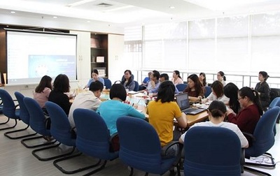 北京信息技术咨询团队赴湖北经济学院图书馆交流调研，共探智慧图书馆建设新路径